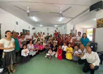 Berita bergambar: Pembaharuan Janji Baptis di St Alphonsus