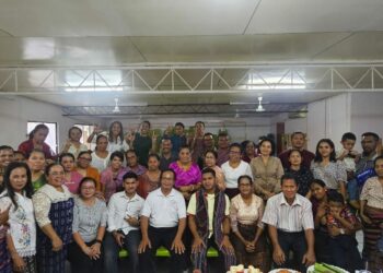 Romo John Richard Lessoe melawat Gereja St Catherine Inanam